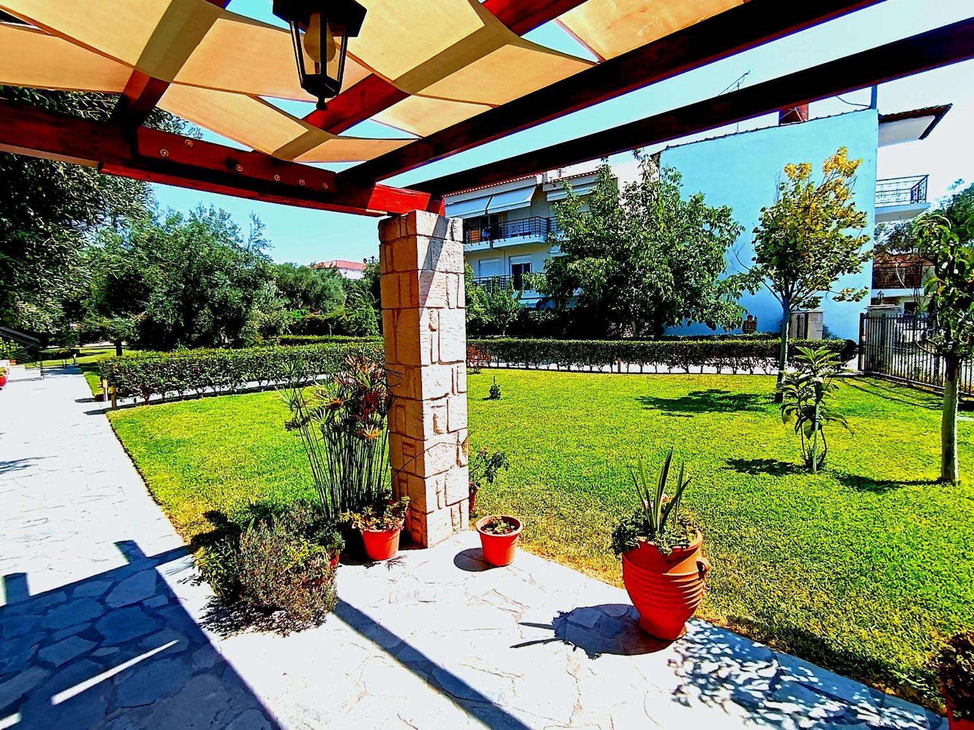 Giorgos Apartments Skala Fourkas Exterior photo